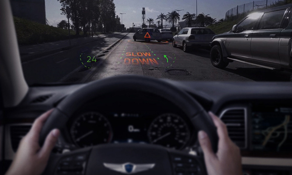 现代汽车把挡风玻璃变成了一个增强现实导航系统